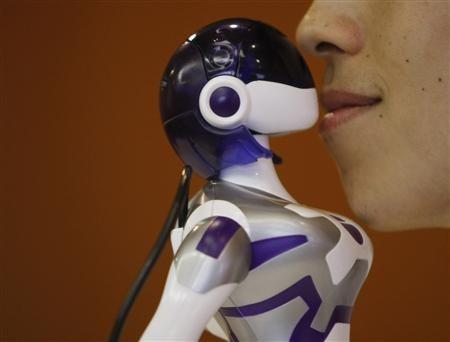 EMA namorada robô - HypeScience Magazine