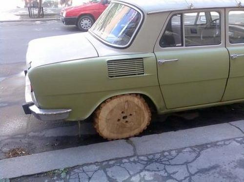 pneu de madeira