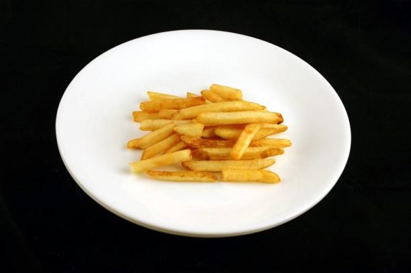 Batata frita - 73 gramas= 200 calorias