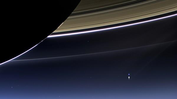 earth-moon-photo-saturn-2013-annotated