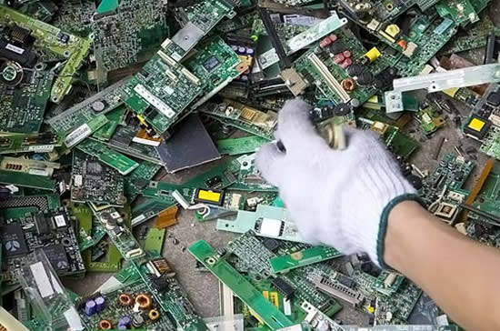 Lixo eletrônico em Guiyu na China