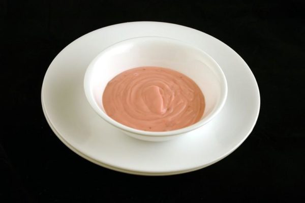 Iogurte de morango de baixa gordura - 196 gramas= 200 calorias