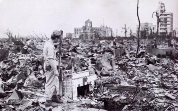 Hiroshima pós-bomba nuclear