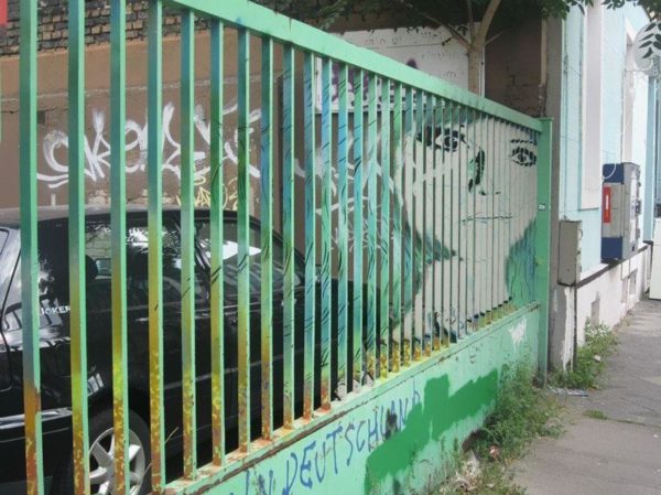 hidden-german-street-art-zebrating-11