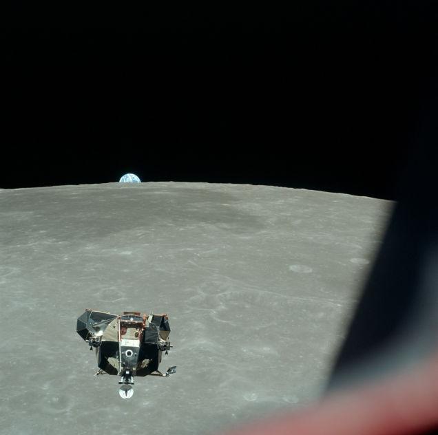 primeiro pouso na lua 32