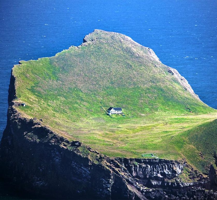 casa solitaria islandia (6)