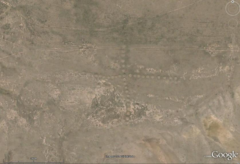 Suasticas gigantes e outras formas geometricas antigas são encontradas no Cazaquistao 3