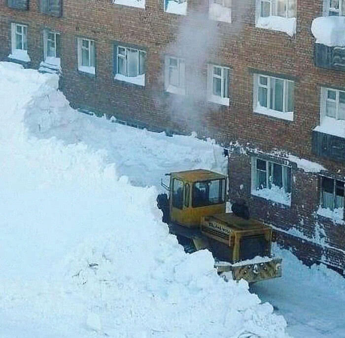 Inverno brutal: nevasca enterra cidade russa