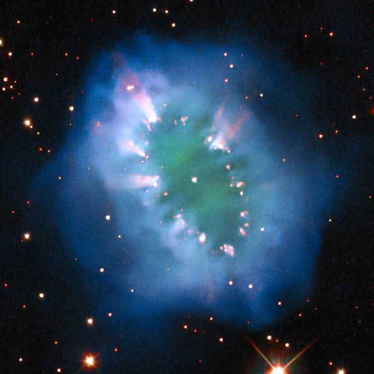 Estonteante nova imagem da Nebulosa do Colar é feita pelo